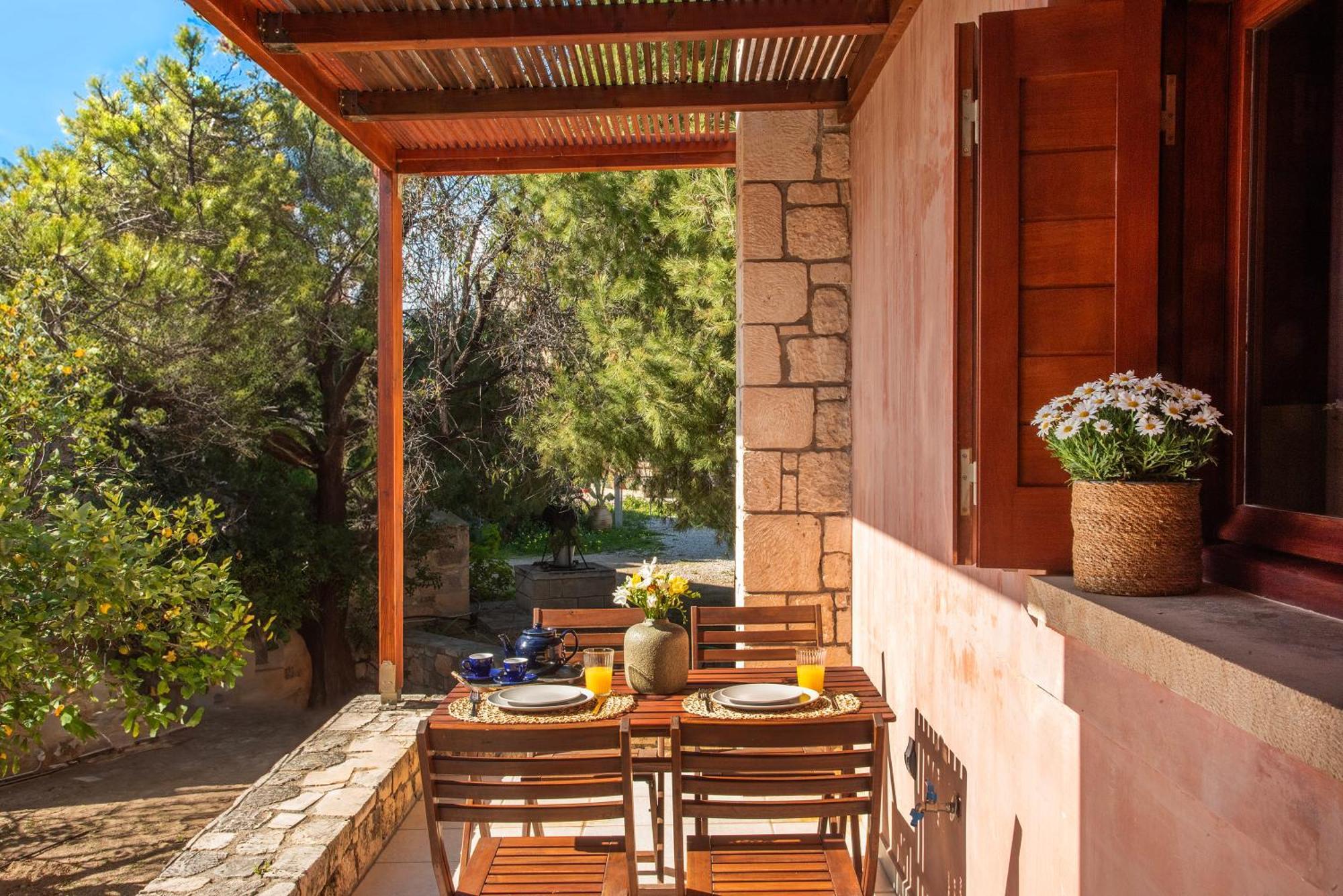 Pyrgos Ralli Estate Guesthouse Aegina エクステリア 写真