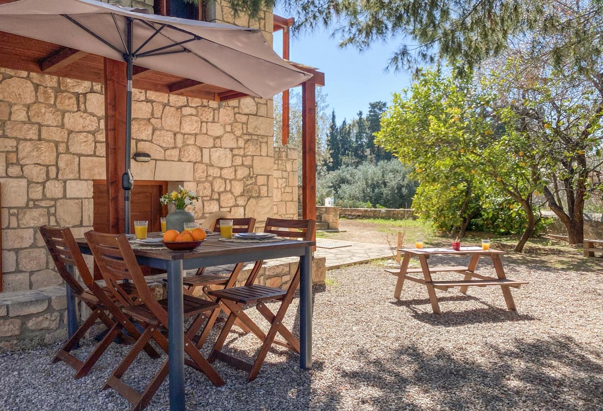 Pyrgos Ralli Estate Guesthouse Aegina エクステリア 写真